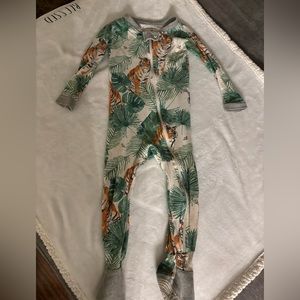 Burt’s bees baby footie pajamas